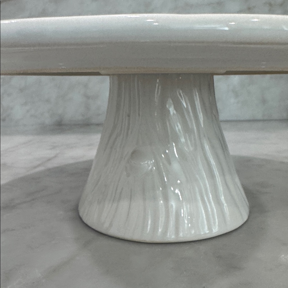 Martha Stewart Pedestal Cake Stand - Elegant Home Dining Display - Picture 3 of 4